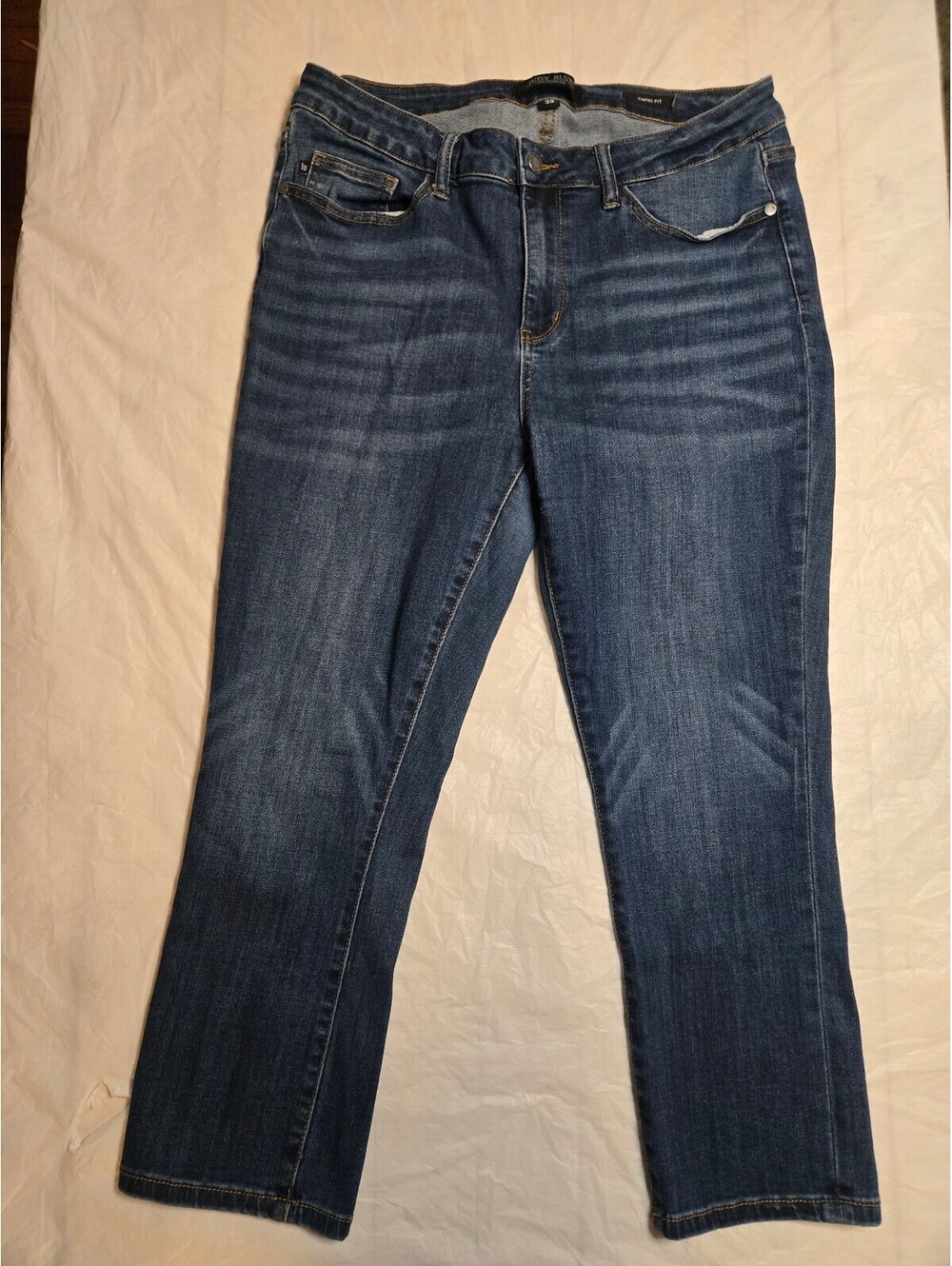 Judy Blue Size 32 Capri Fit Jeans Blue Stretch Denim Cropped Pants